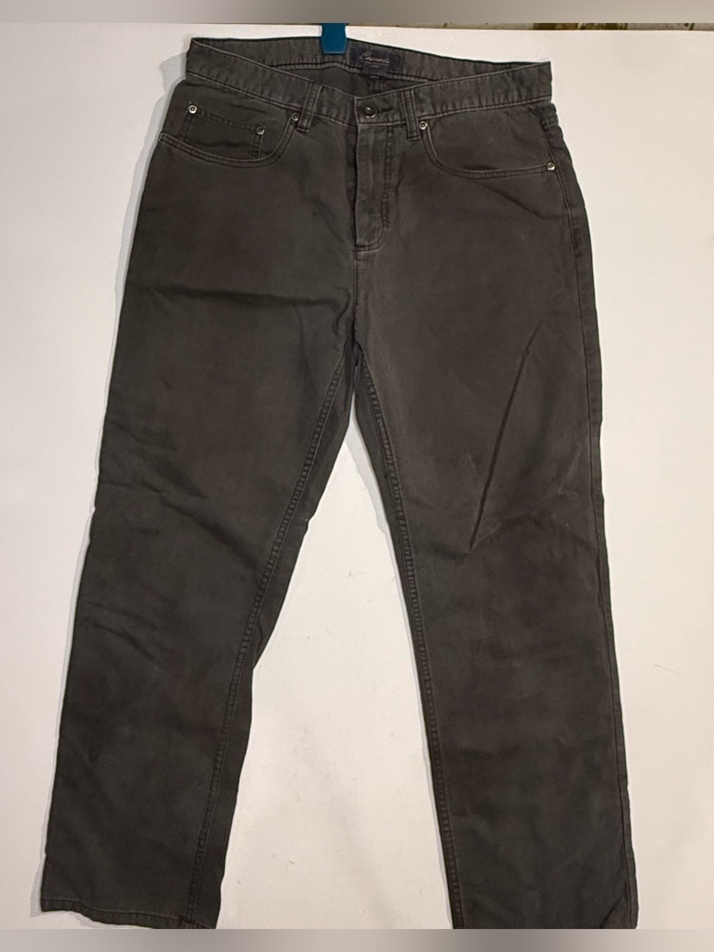Roundtree & Yorke Men's Dark Gray Straight Jeans